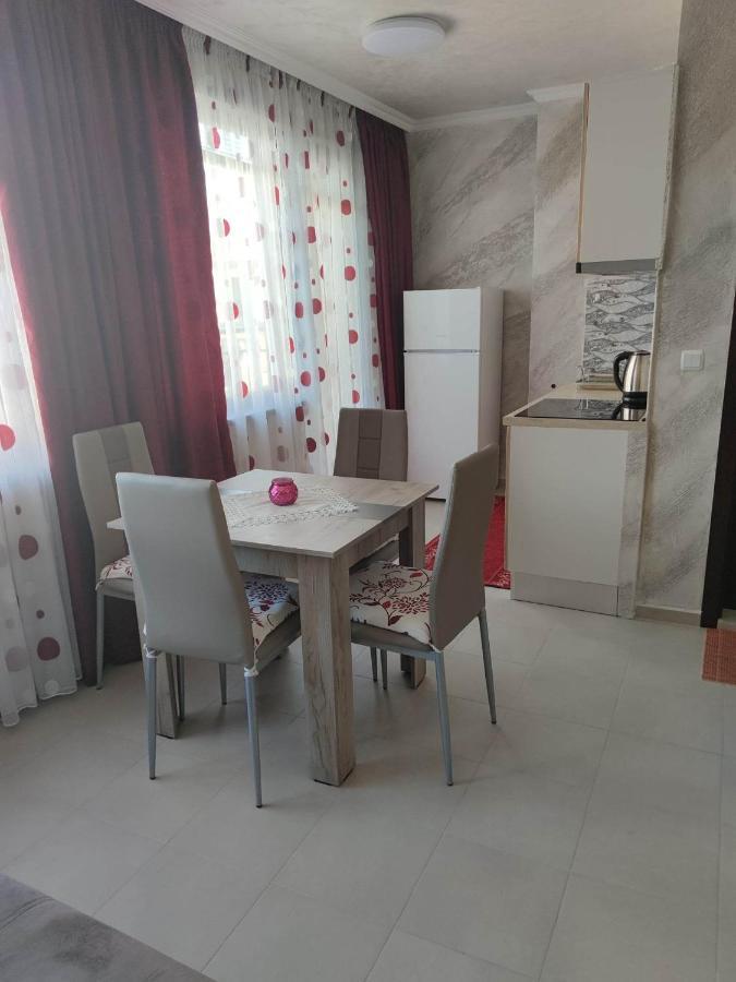 Apartament Piero Pomorie Exterior photo